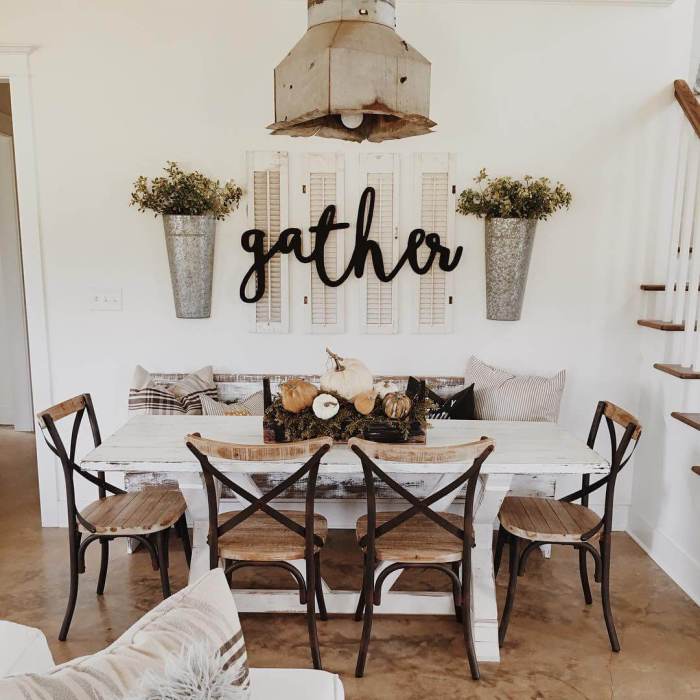 Farmhouse country wall decor