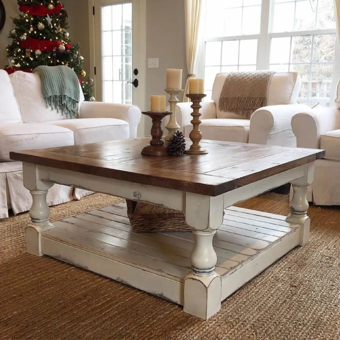 Farmhouse coffee table decor