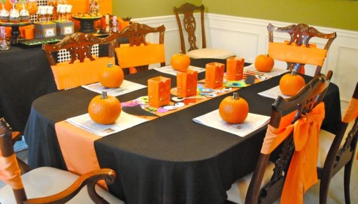 Easy Halloween Table Decor Spooky Chic on a Budget