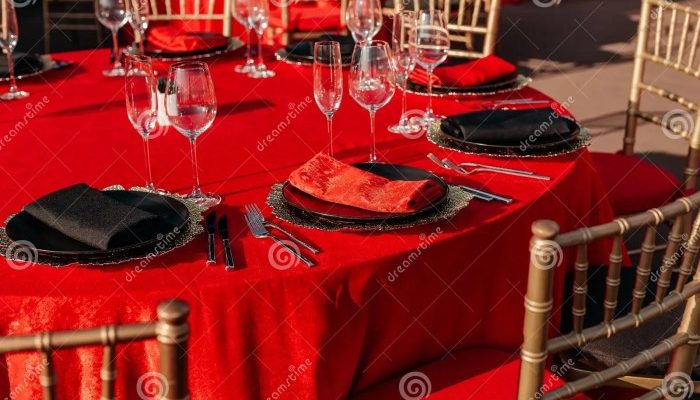 Red Black White Table Decor Stylish Settings