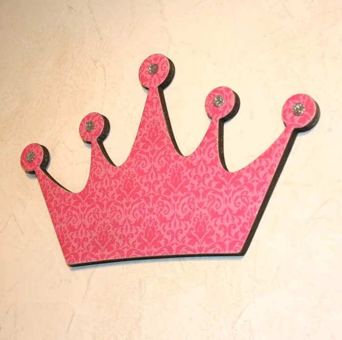 Princess crown for wall decor