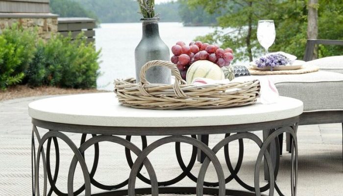 Outdoor Coffee Table Decor Ideas